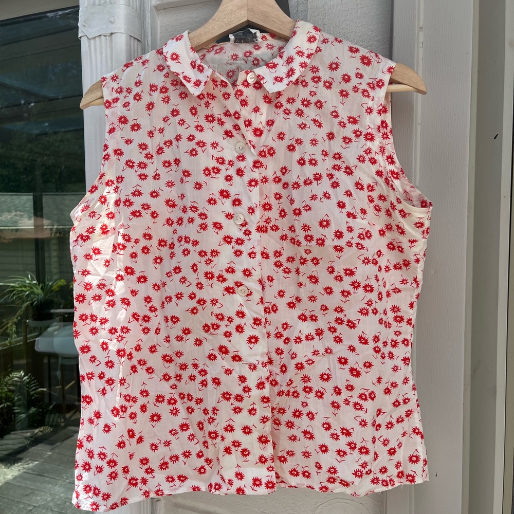1950s vintage sleeveless button down floral Peter Pan collar shirt